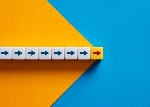 右に進む様子を表すサイコロとバイカラーの背景