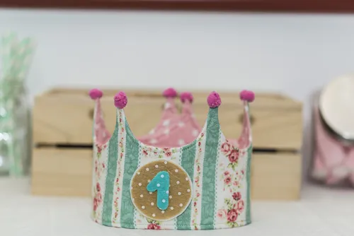 1歳の誕生日の王冠
